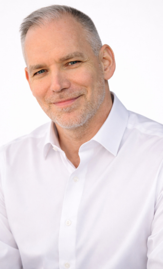 Scott Greaves